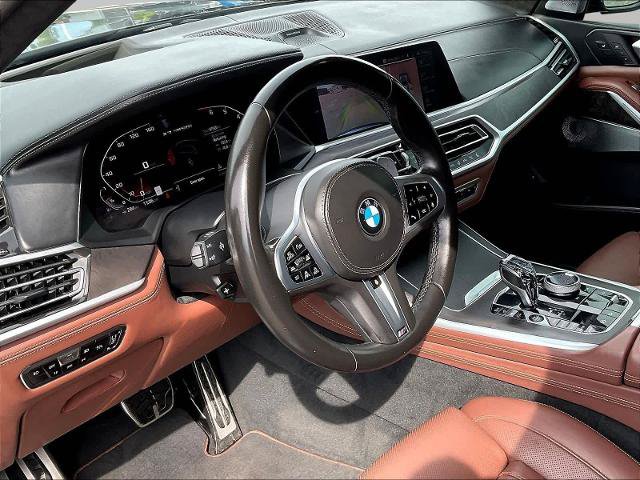 Used 2020 BMW X7 M50i w/ Dynamic Handling Package AWD/4WD image 18