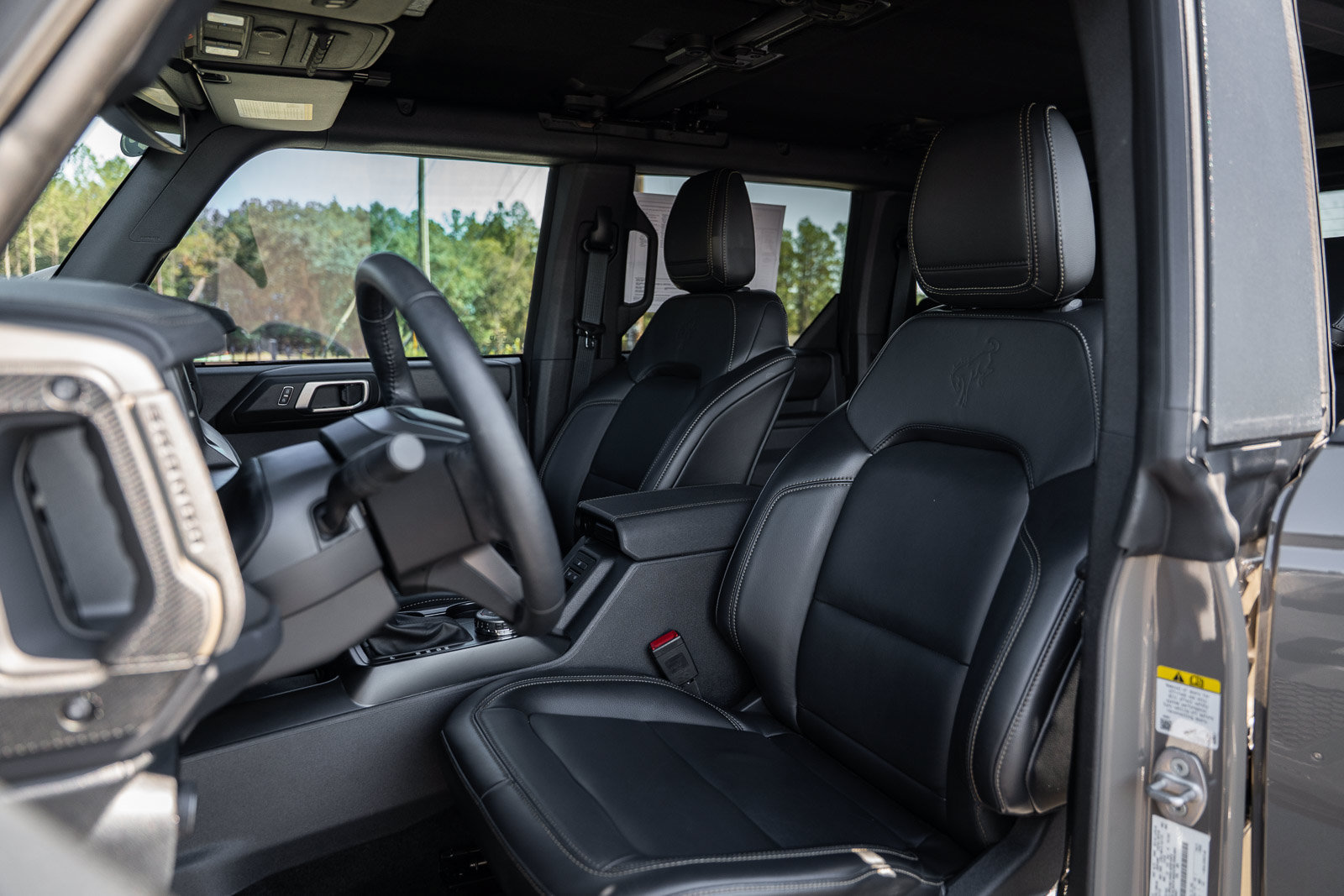 Certified 2025 Ford Bronco Badlands AWD/4WD image 19