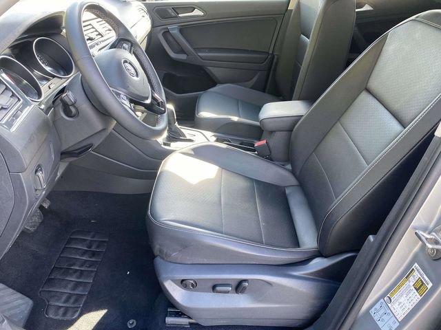 Used 2021 Volkswagen Tiguan SE AWD/4WD image 18