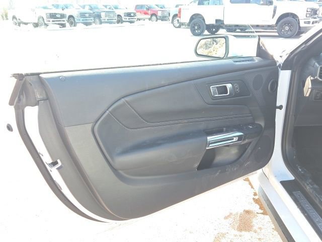 Certified 2025 Ford Mustang Premium image 18