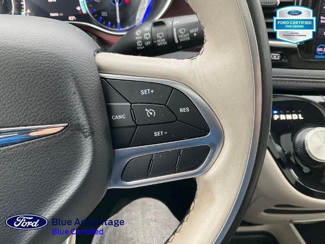 Used 2020 Chrysler Pacifica Limited FWD image 9