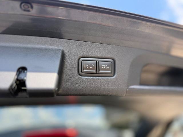 Used 2025 Kia Telluride S FWD image 17