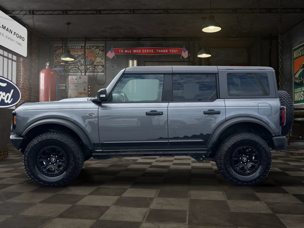 Certified 2022 Ford Bronco Wildtrak AWD/4WD image 3
