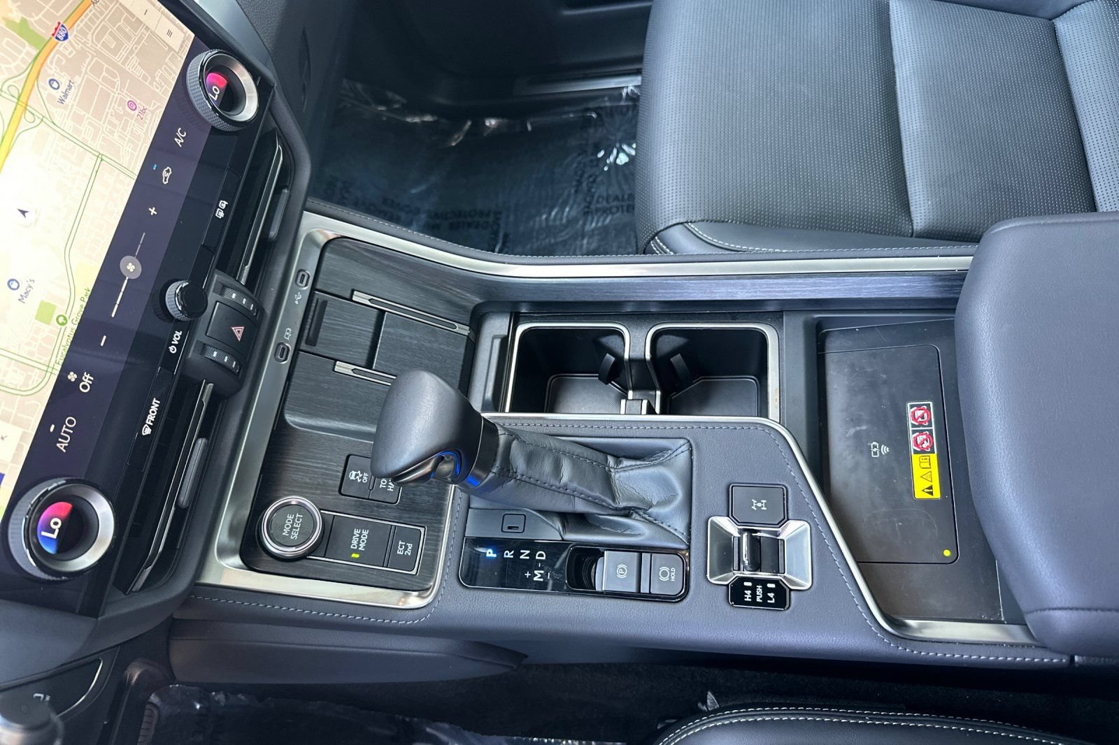 Used 2025 Lexus GX 550 w/ Accessory Package (Z1) AWD/4WD image 33