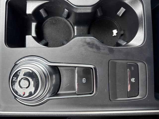 Certified 2024 Ford Edge SE image 20