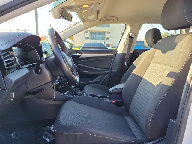 Used 2025 Volkswagen Jetta S FWD image 19