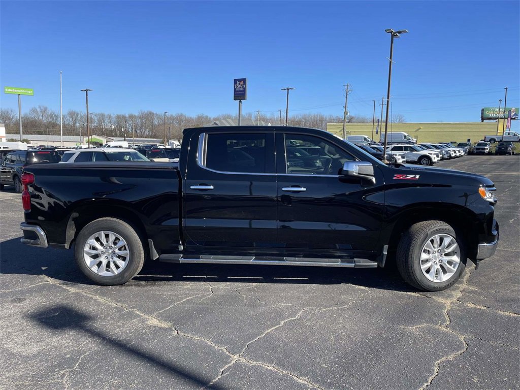 Used 2023 Chevrolet Silverado 1500 LTZ w/ LTZ Convenience Package II image 6