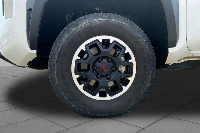 Used 2024 Toyota Tacoma TRD Off-Road AWD/4WD image 11