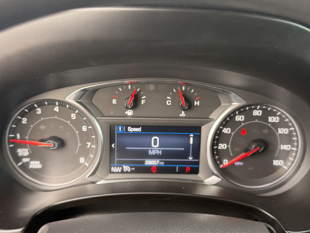Used 2024 GMC Terrain SLE w/ Driver Convenience Package FWD image 31