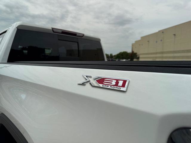 Used 2021 GMC Sierra 1500 SLT AWD/4WD image 31