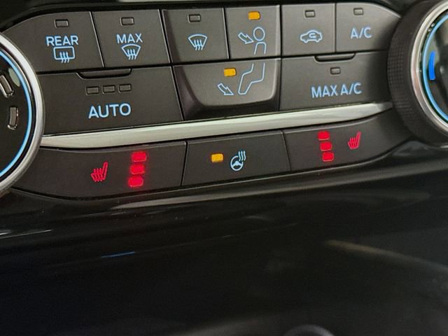 Certified 2022 Ford Escape SE w/ Cold Weather Package image 19