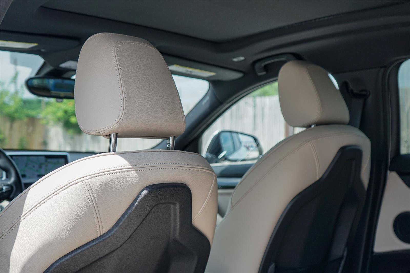 Used 2023 BMW X2 sDrive28i w/ M Sport Package FWD image 23