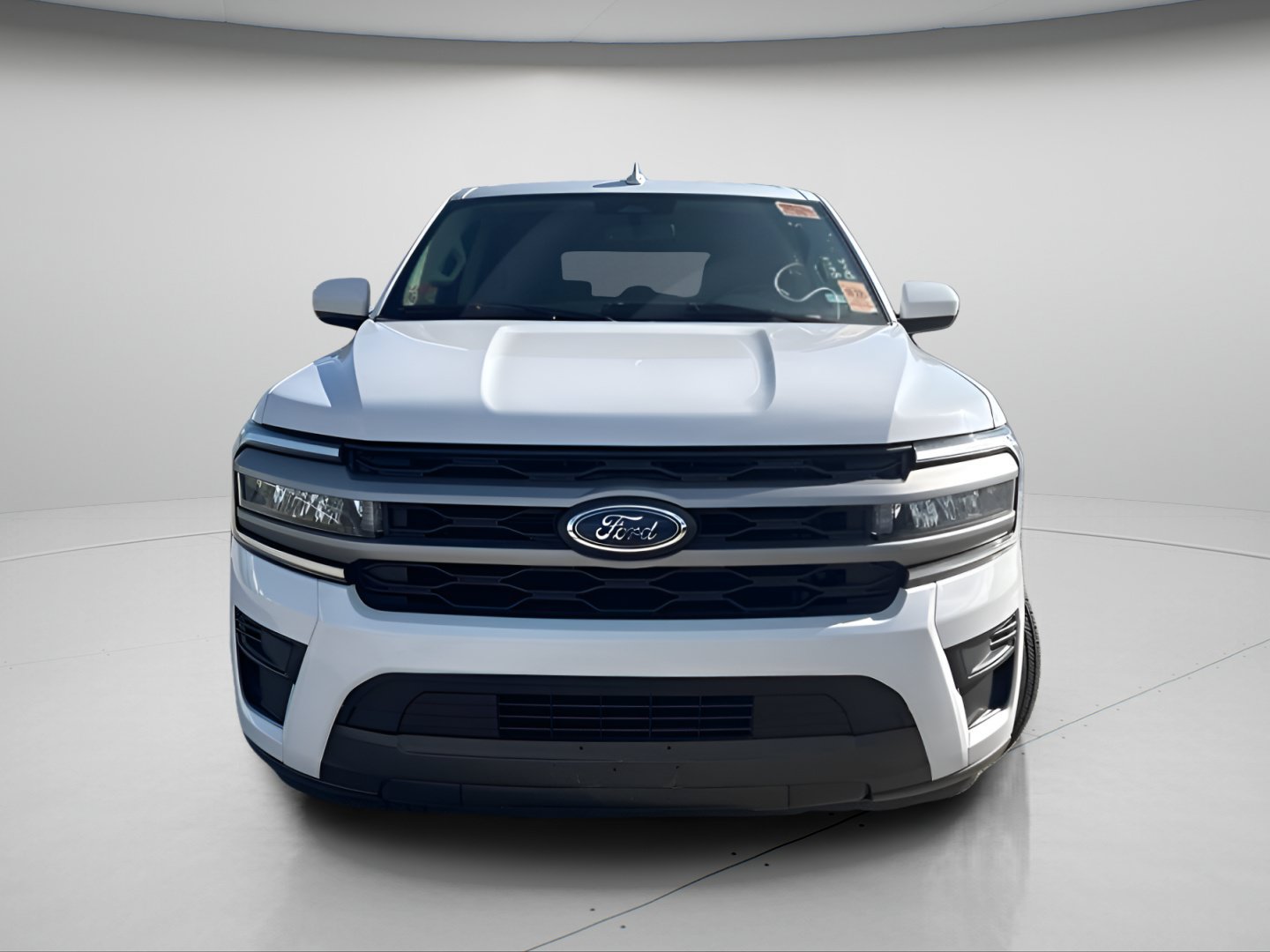 Certified 2024 Ford Expedition XLT AWD/4WD image 16