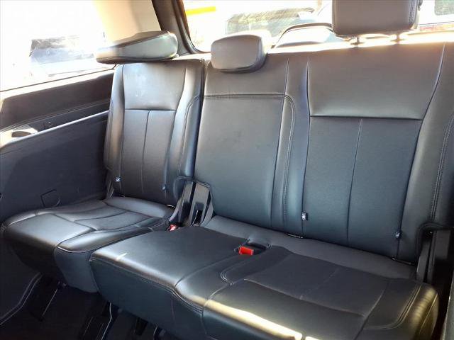 Certified 2024 Ford Expedition XLT image 6