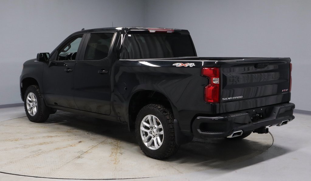 Used 2023 Chevrolet Silverado 1500 RST image 3