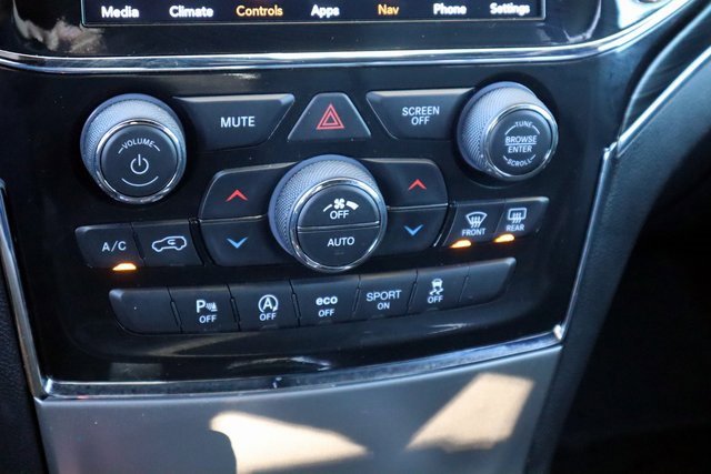 Used 2021 Jeep Grand Cherokee Limited image 33