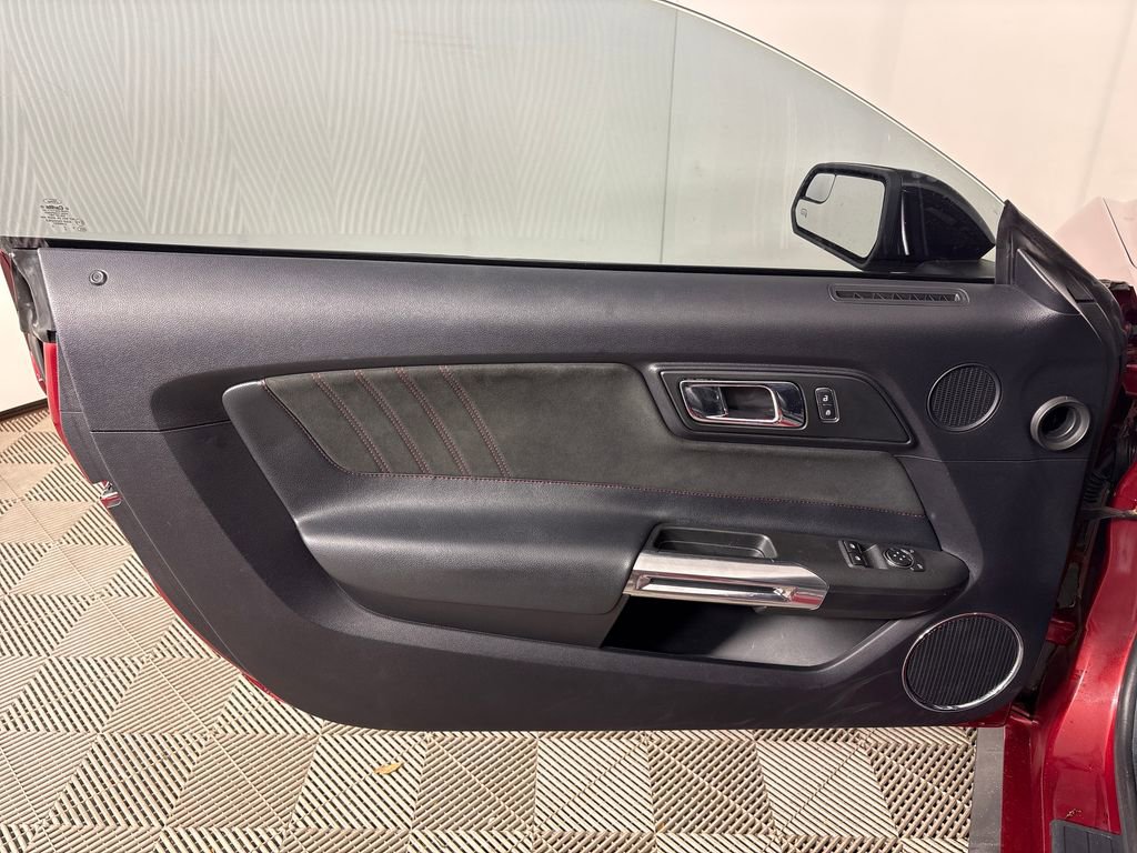 Certified 2017 Ford Mustang GT Premium RWD image 23