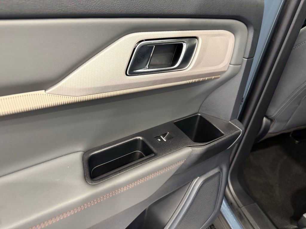 Certified 2025 Ford Explorer Active image 20