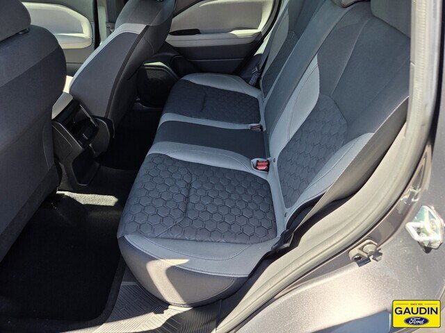 Used 2025 Subaru Forester AWD/4WD image 12