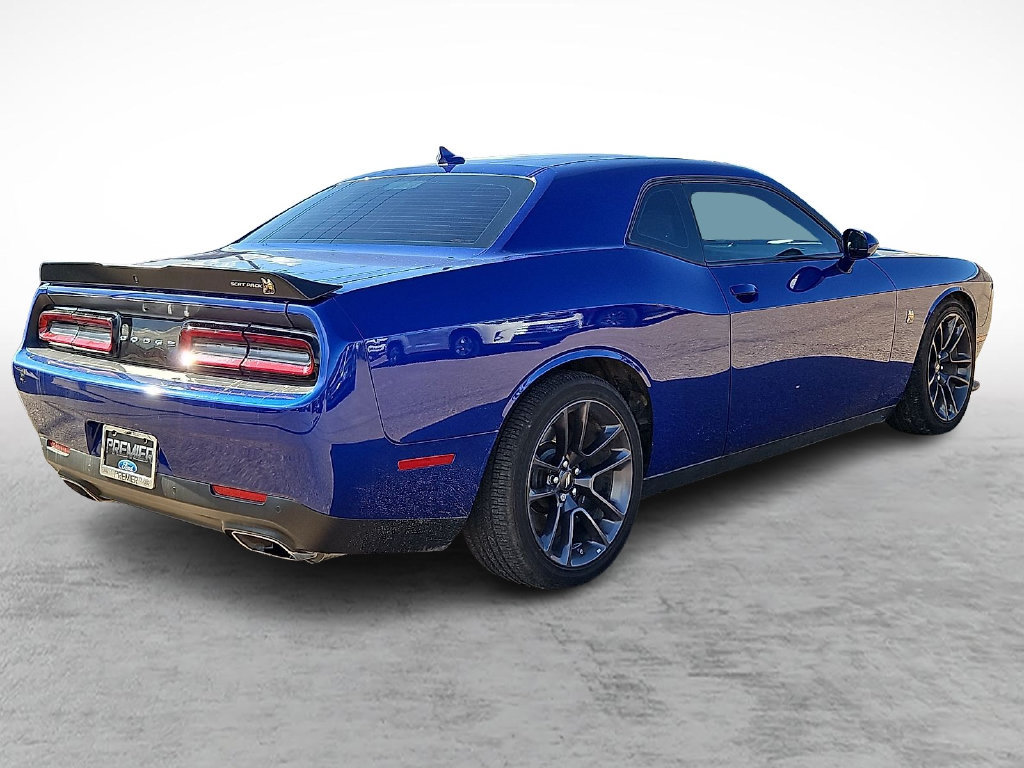Used 2022 Dodge Challenger R/T Scat Pack w/ Shaker Package RWD image 11