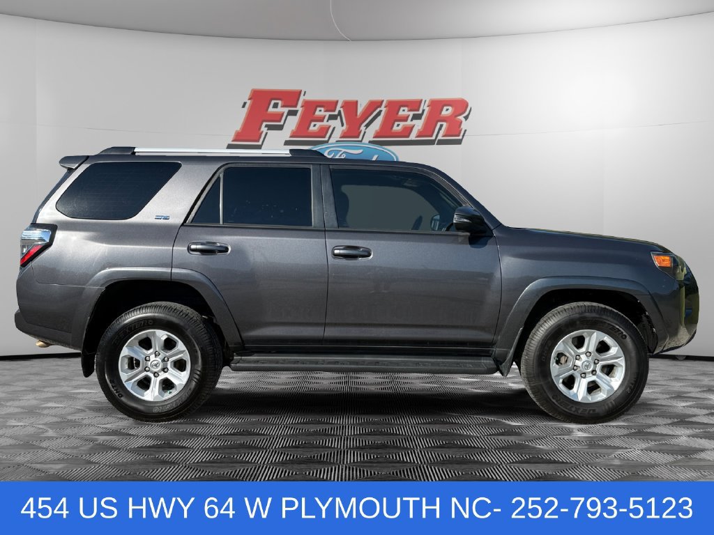 Used 2021 Toyota 4Runner SR5 Premium AWD/4WD image 6
