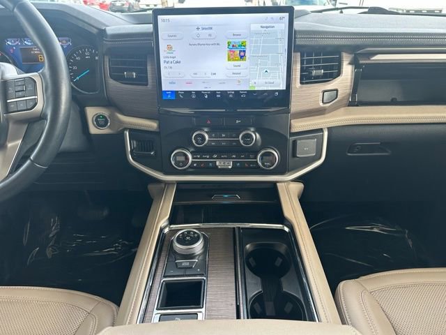 Certified 2023 Ford Expedition Limited image 18