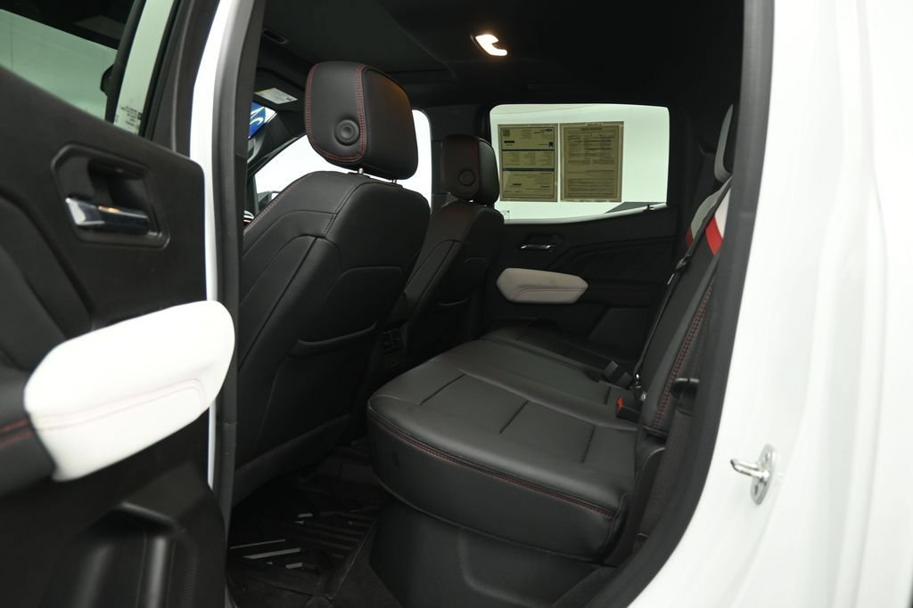 Used 2024 GMC Canyon AT4X w/ AT4X AEV Edition AWD/4WD image 17