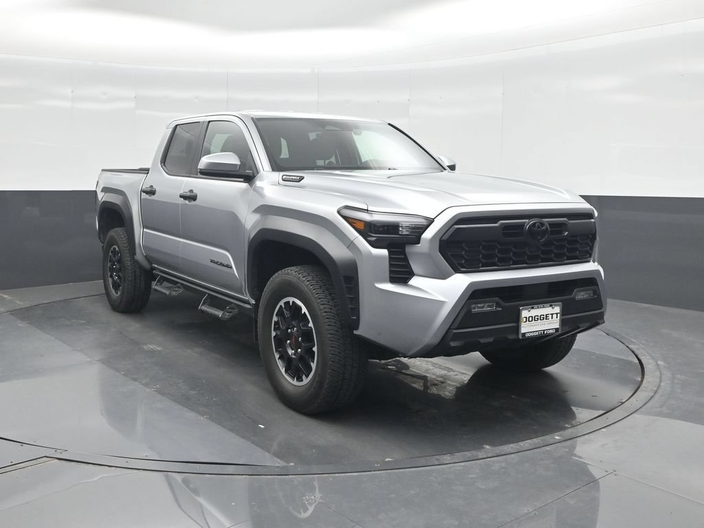 Used 2024 Toyota Tacoma TRD Off-Road AWD/4WD image 8
