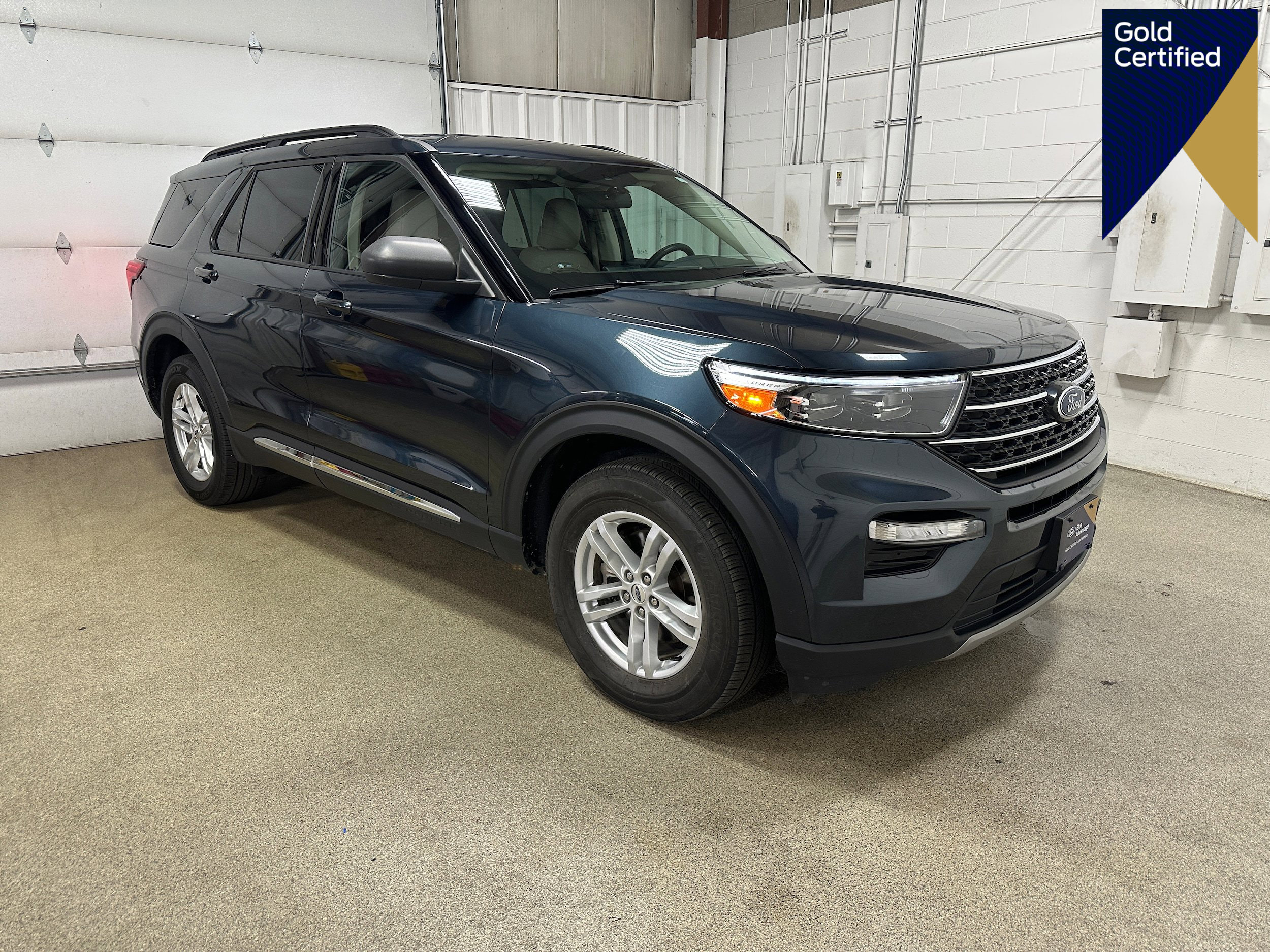 Certified 2023 Ford Explorer XLT w/ Equipment Group 202A