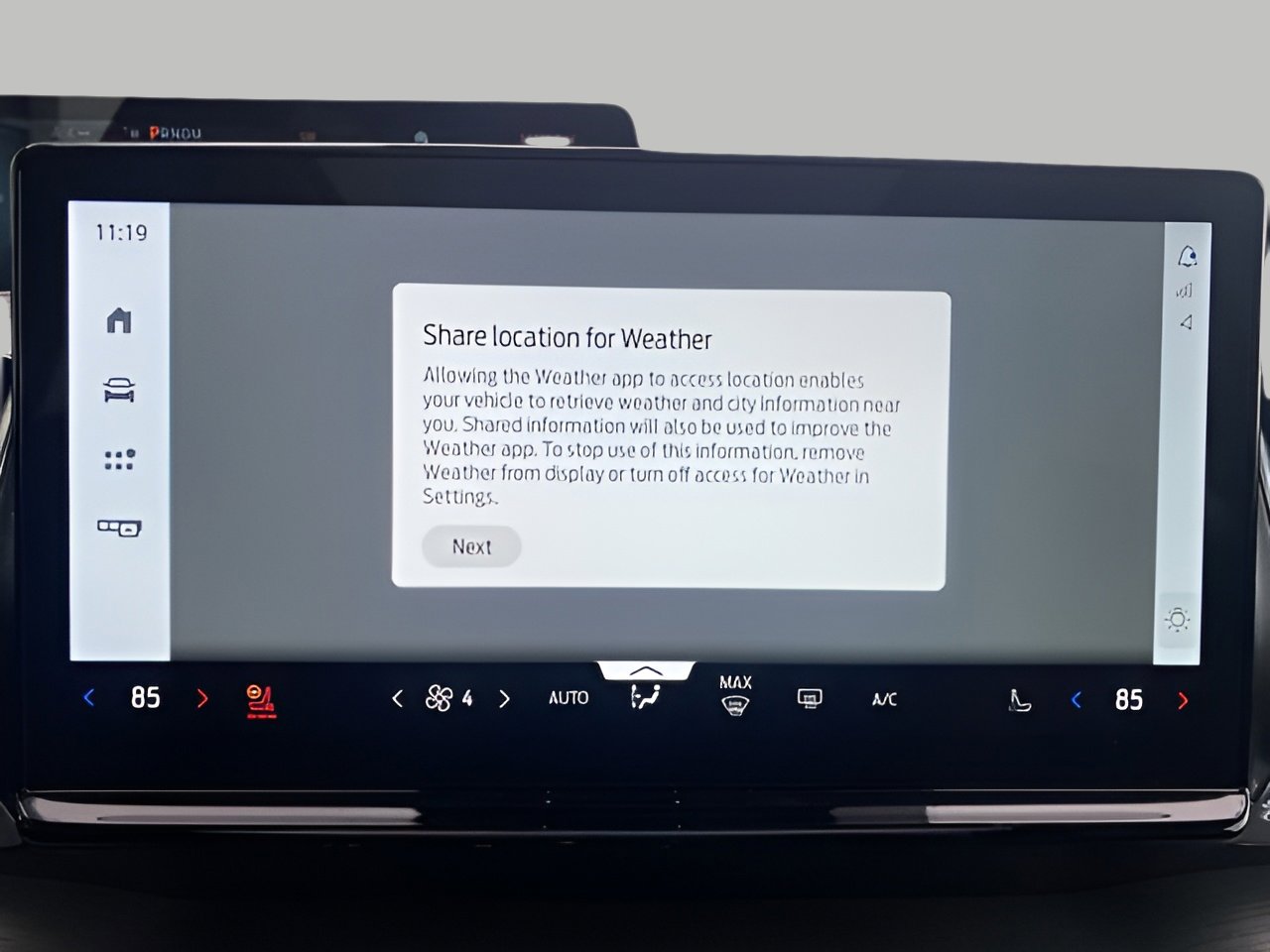 Certified 2025 Ford Expedition Max Platinum image 25