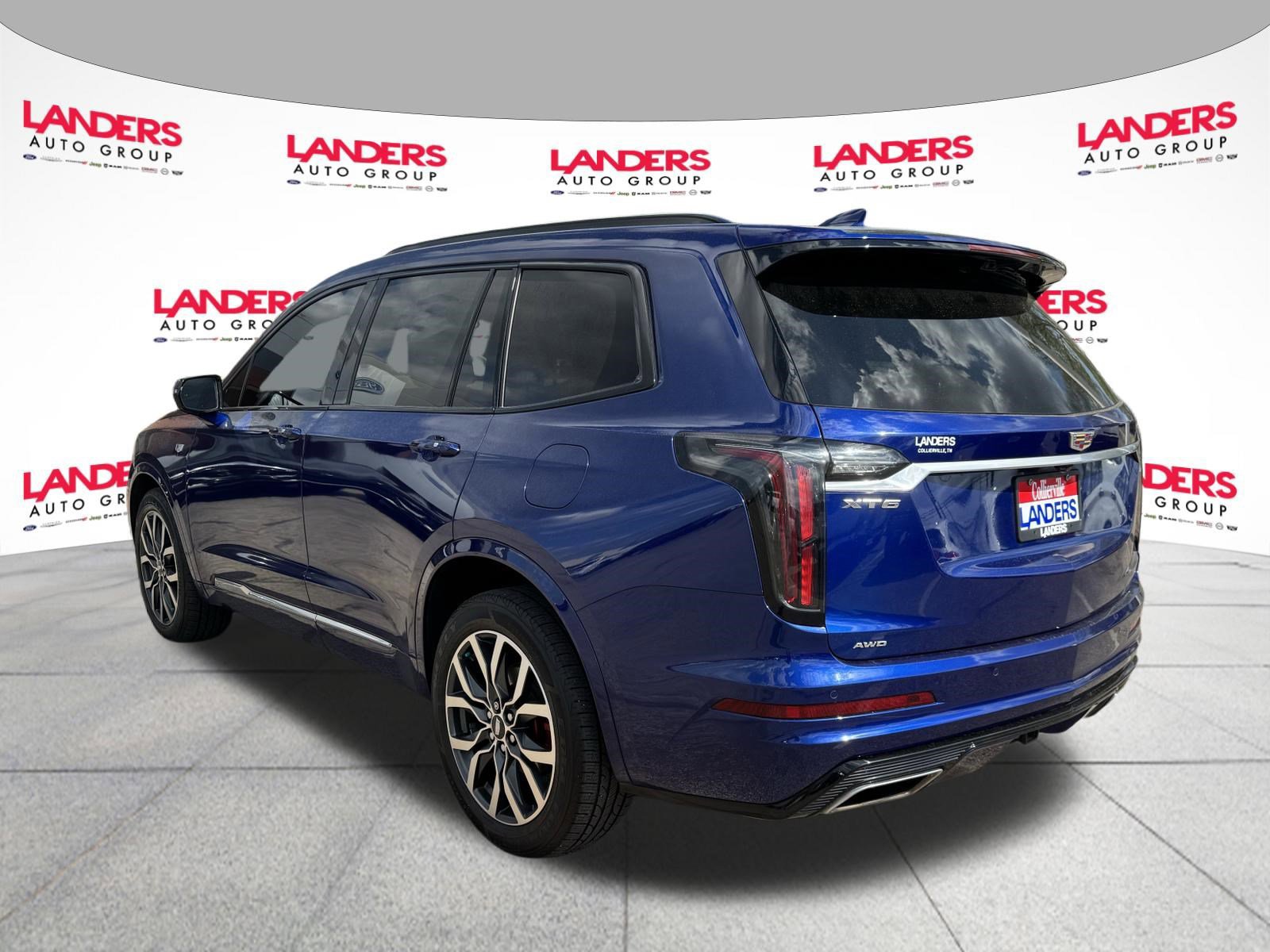 Used 2023 Cadillac XT6 Sport w/ Platinum Package image 3