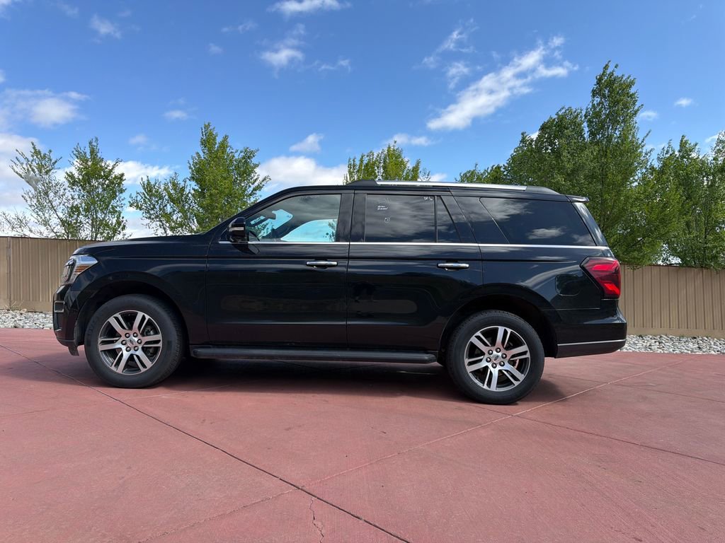 Certified 2024 Ford Expedition Limited AWD/4WD image 5