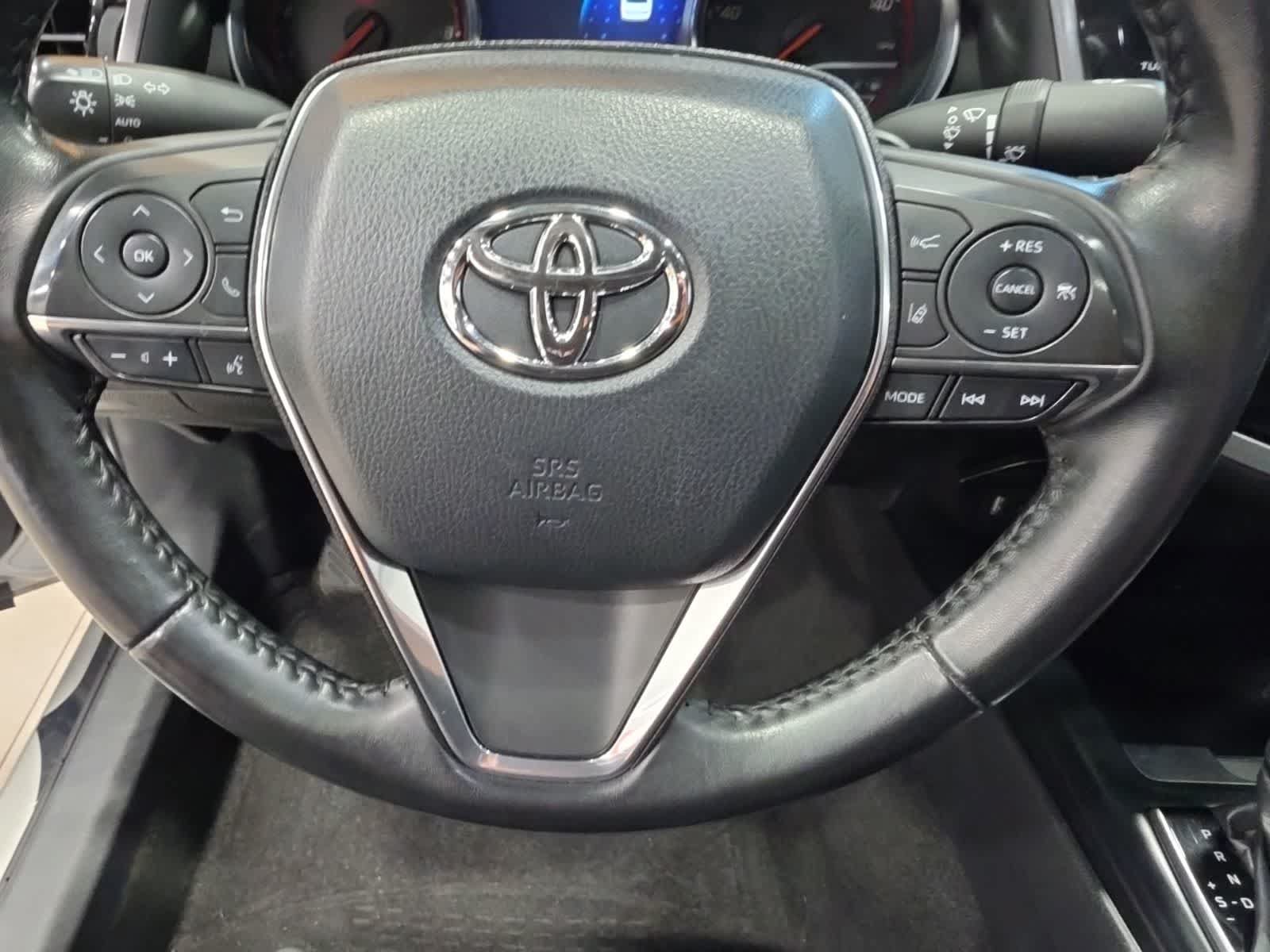 Used 2019 Toyota Camry FWD image 23