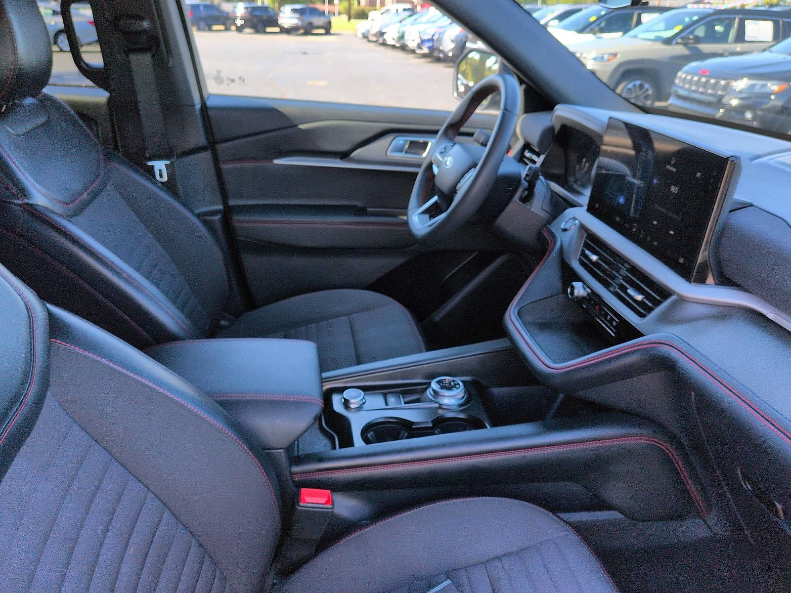 Certified 2026 Ford Explorer ST-Line AWD/4WD image 9
