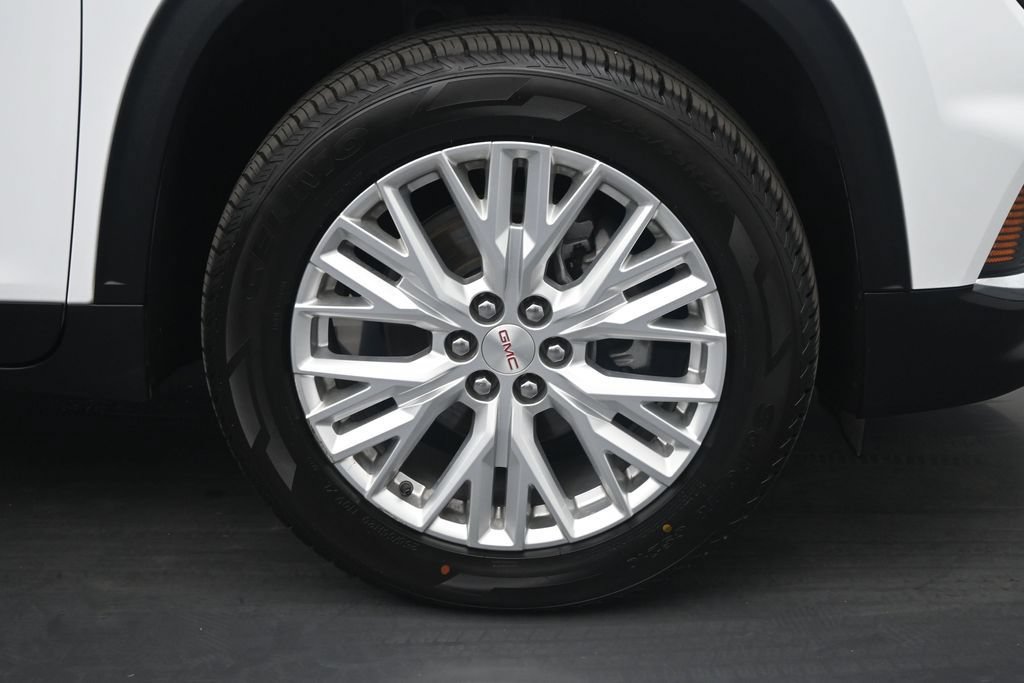 Used 2024 GMC Acadia Elevation FWD image 28