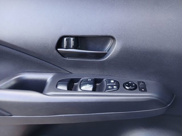 Used 2024 Nissan Kicks S image 17