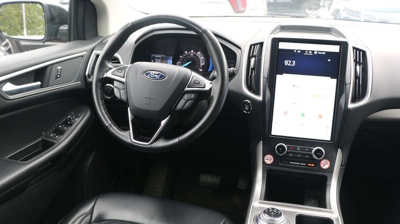 Certified 2024 Ford Edge SEL AWD/4WD image 15
