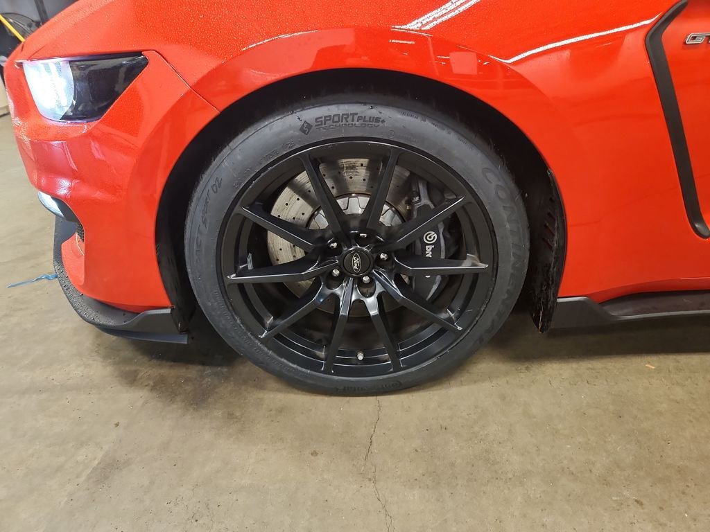 Certified 2018 Ford Mustang Shelby GT350 w/ Electronics Package image 13