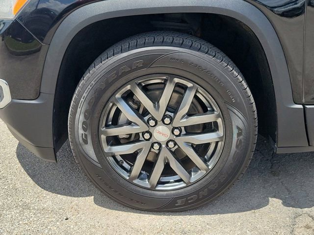 Used 2017 GMC Acadia SLT AWD/4WD image 8