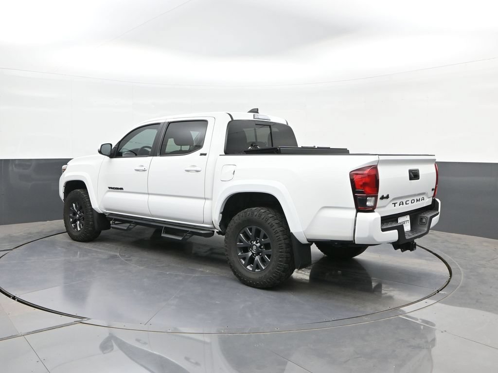 Used 2023 Toyota Tacoma SR5 w/ Technology Package AWD/4WD image 5