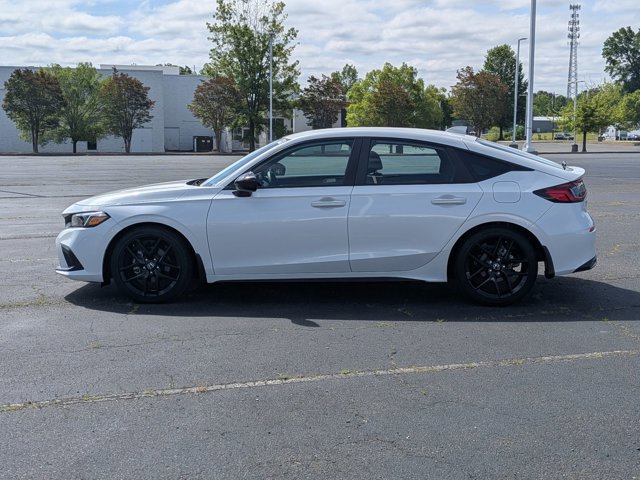 Used 2024 Honda Civic Sport image 2