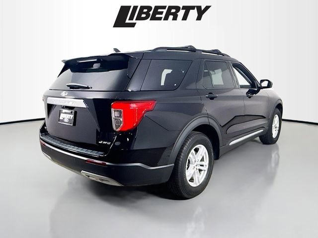 Certified 2022 Ford Explorer XLT w/ Equipment Group 202A image 5
