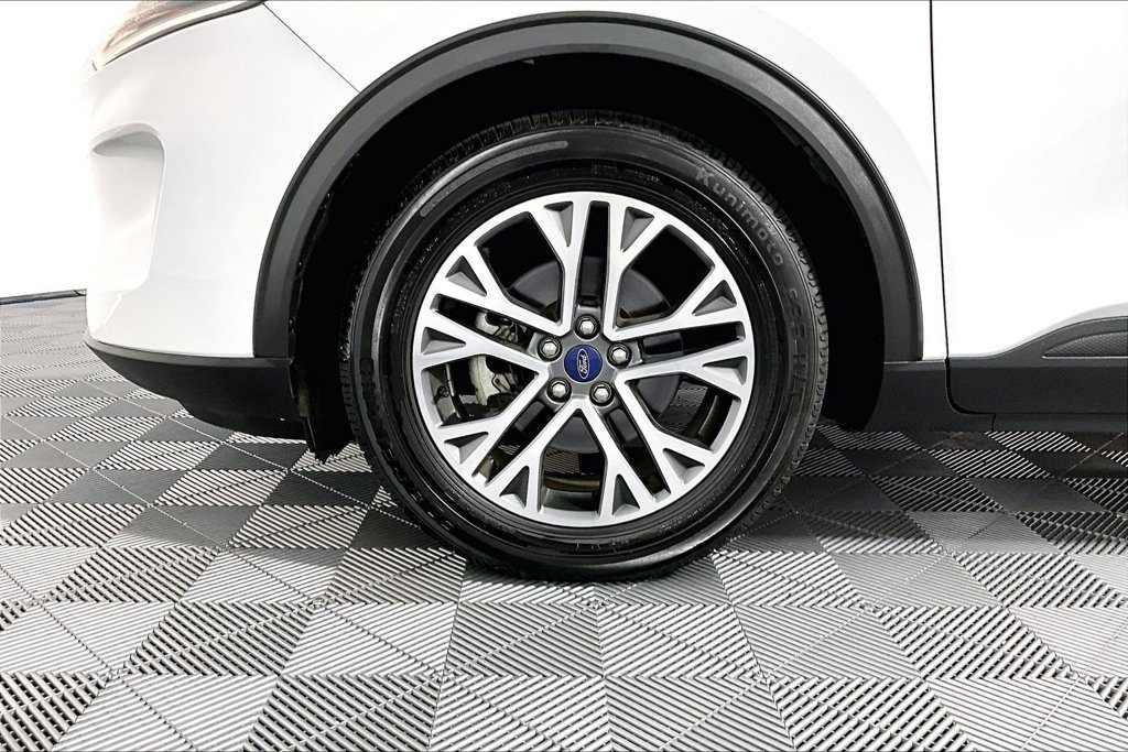 Certified 2020 Ford Escape SEL FWD image 8