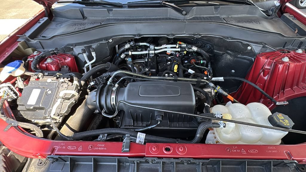 Certified 2023 Ford Explorer XLT w/ Equipment Group 202A RWD image 26