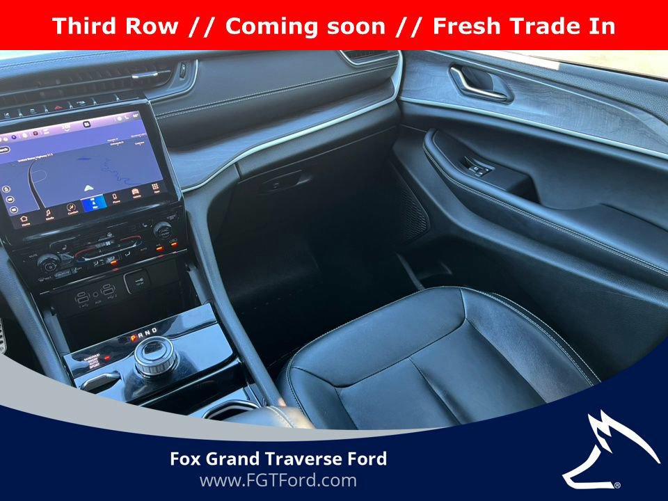 Used 2023 Jeep Grand Cherokee L Limited image 34