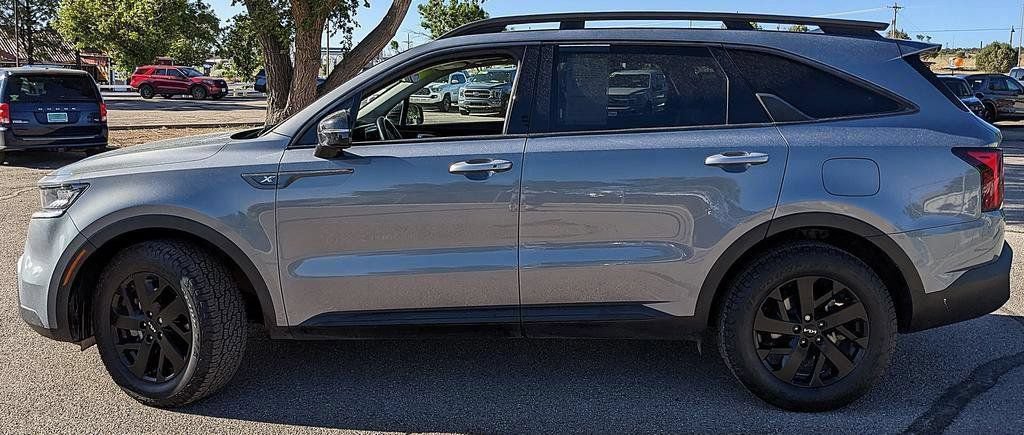 Used 2022 Kia Sorento S w/ Panoramic Sunroof Package AWD/4WD image 5