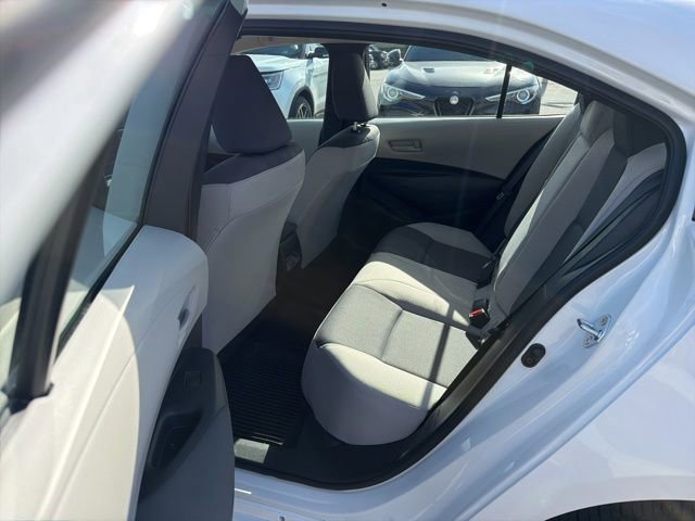 Used 2026 Toyota Corolla LE FWD image 6