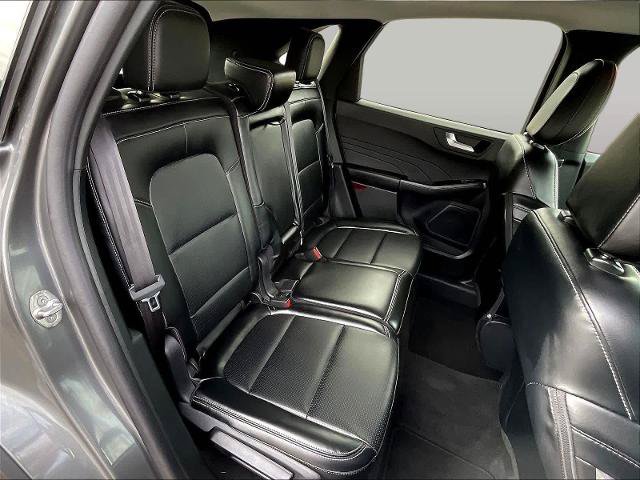 Certified 2025 Ford Escape Platinum AWD/4WD image 27