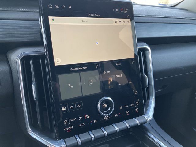 Used 2025 GMC Acadia Elevation image 32