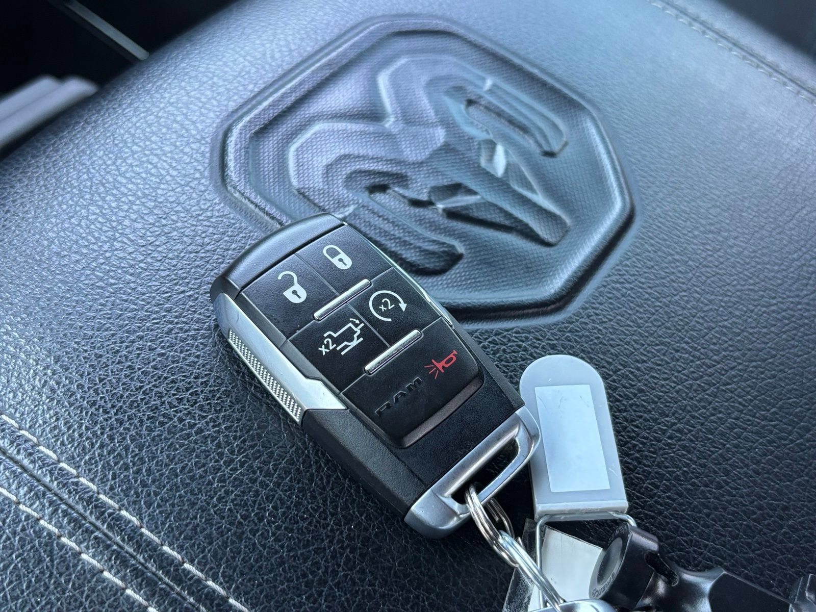 Used 2021 RAM 2500 Laramie w/ Safety Group B AWD/4WD image 27